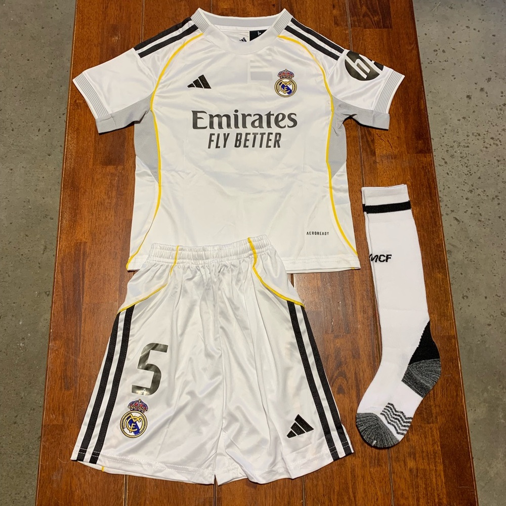 Kids Real Madrid 25/26 Jerseys